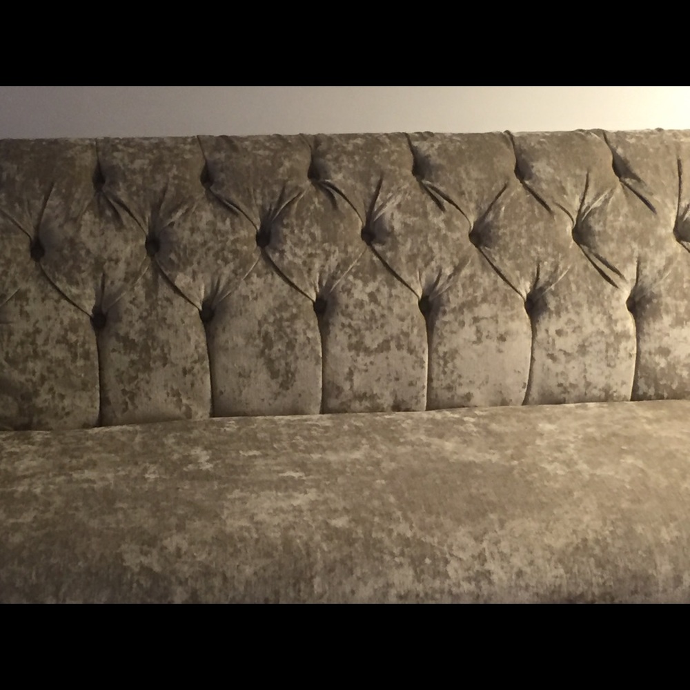 Couch - Picture 2 of 5